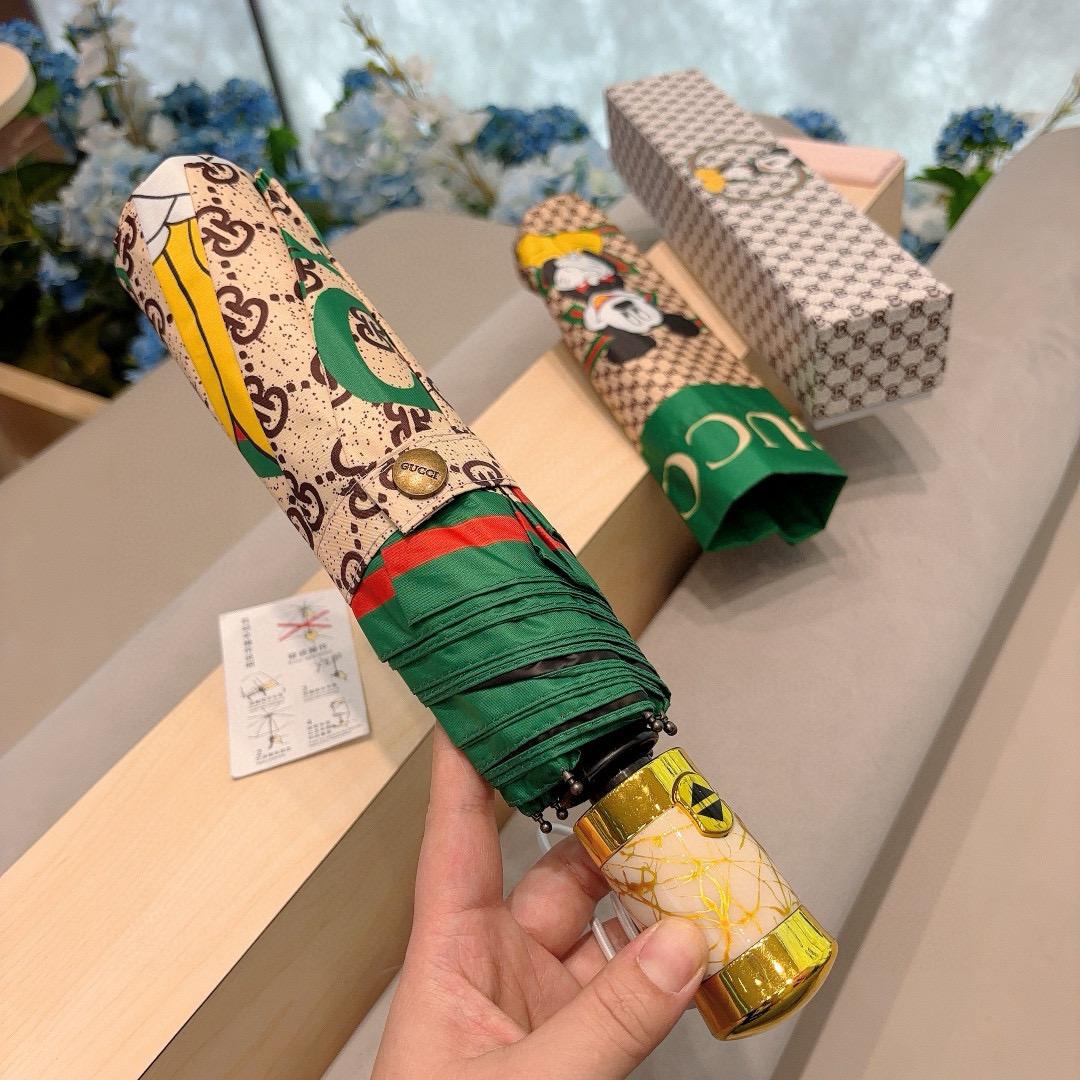  GUCCI（古奇）新款 三折自动折叠晴雨伞 选用台湾进口UV防紫外线伞布 原单代工级品质  🌹