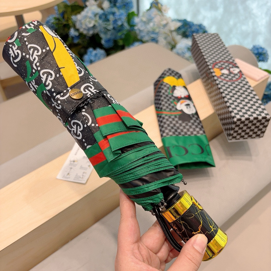  GUCCI（古奇）新款 三折自动折叠晴雨伞 选用台湾进口UV防紫外线伞布 原单代工级品质  🌹