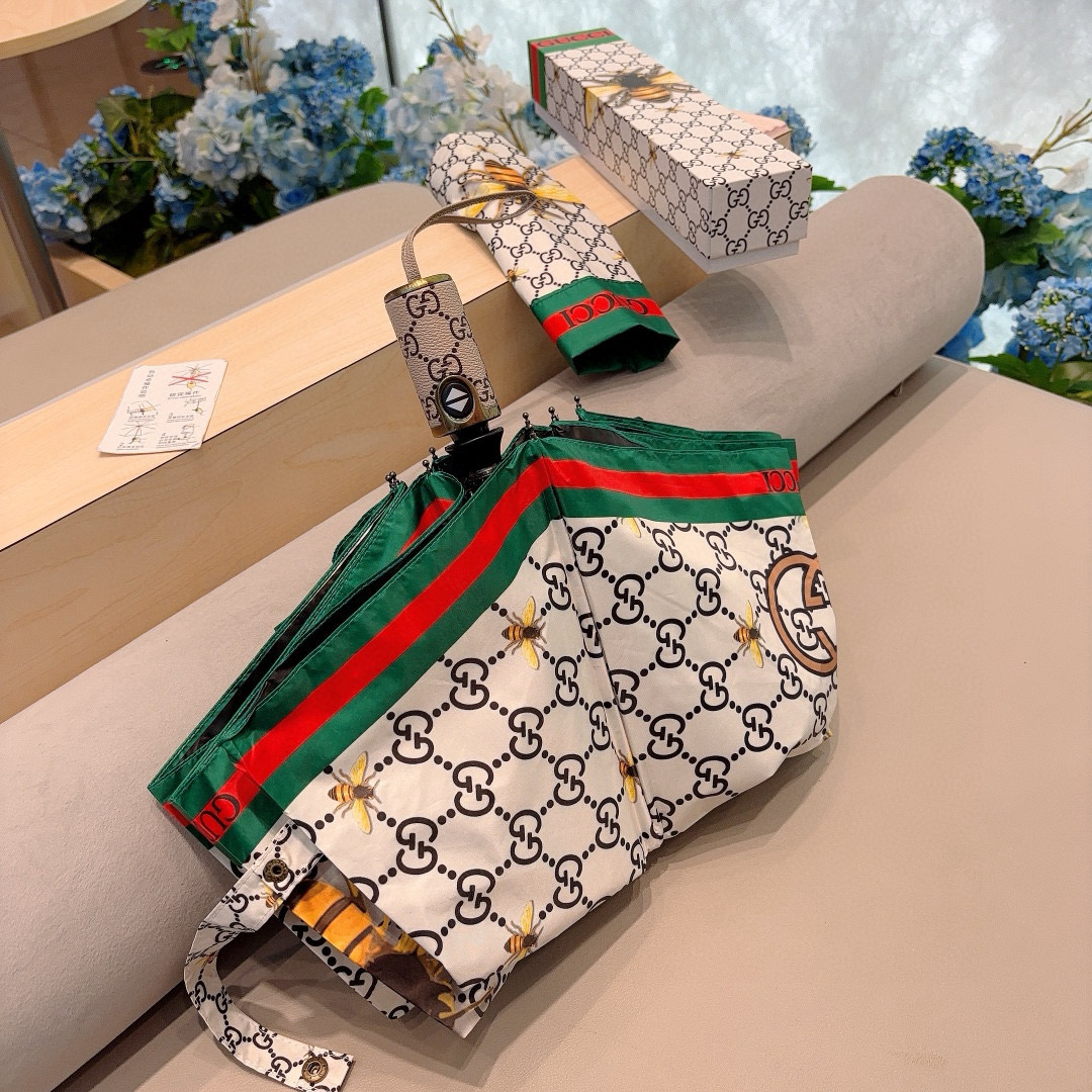  GUCCI（古奇）新款 三折自动折叠晴雨伞 选用台湾进口UV防紫外线伞布 原单代工级品质  🌹