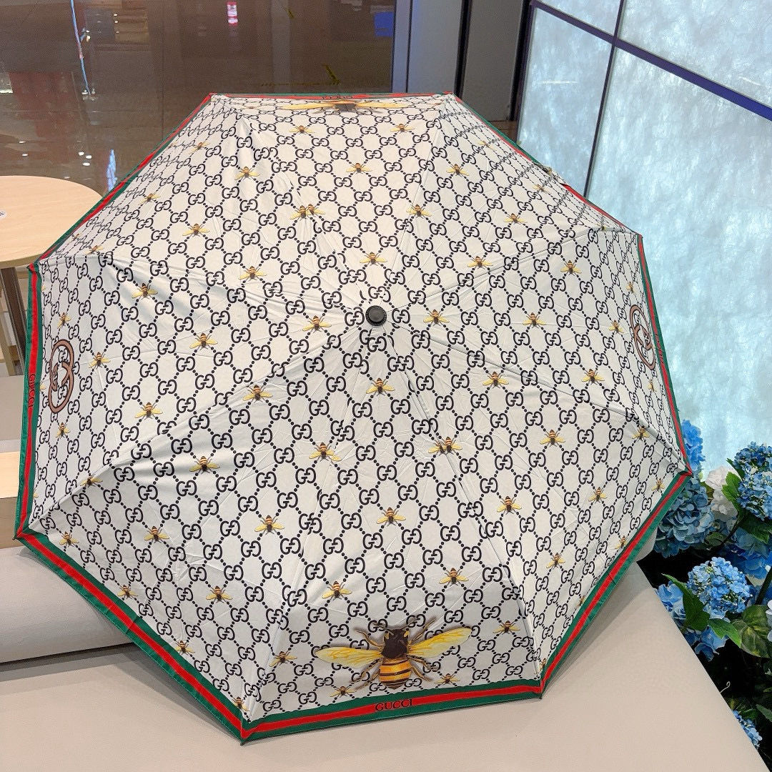  GUCCI（古奇）新款 三折自动折叠晴雨伞 选用台湾进口UV防紫外线伞布 原单代工级品质  🌹