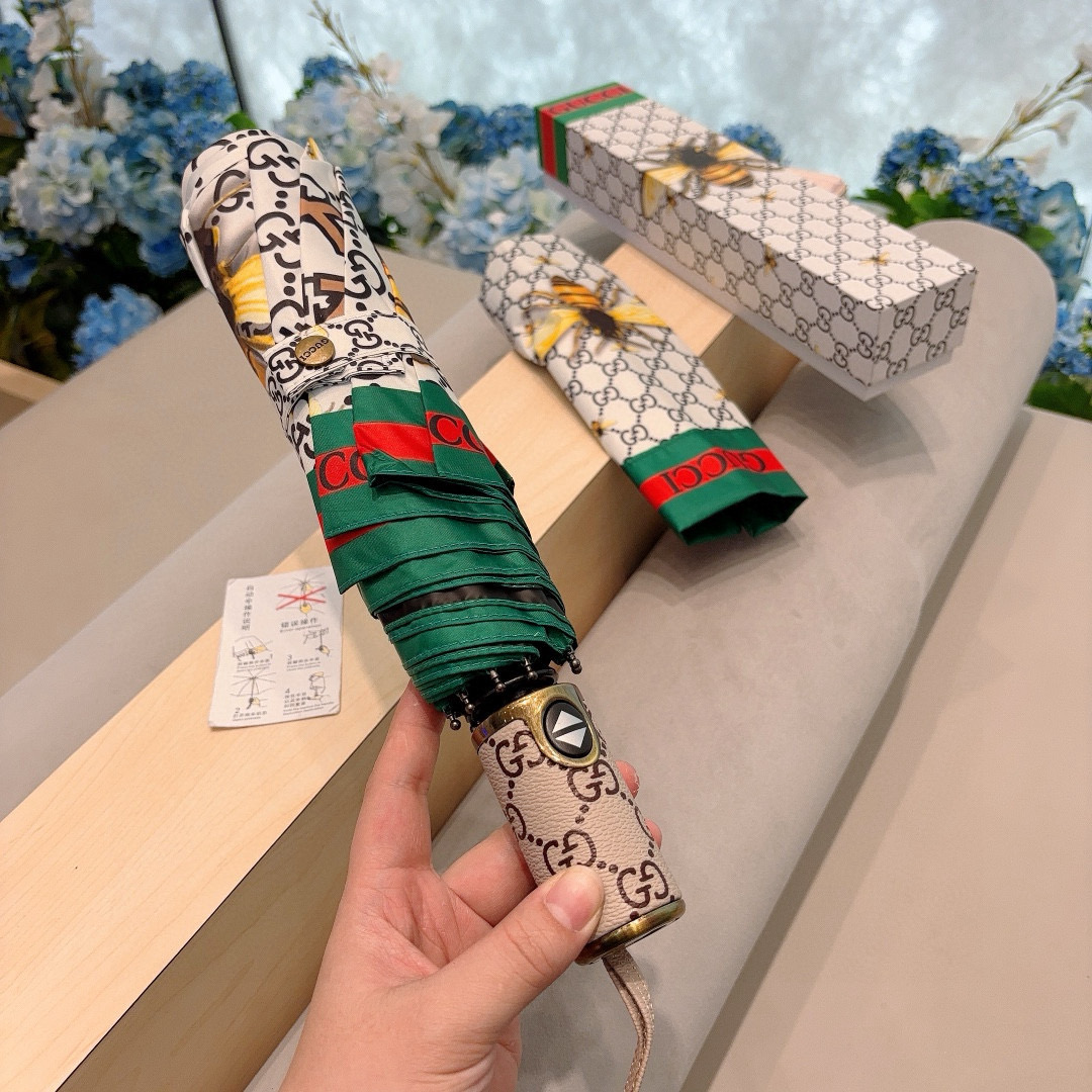  GUCCI（古奇）新款 三折自动折叠晴雨伞 选用台湾进口UV防紫外线伞布 原单代工级品质  🌹