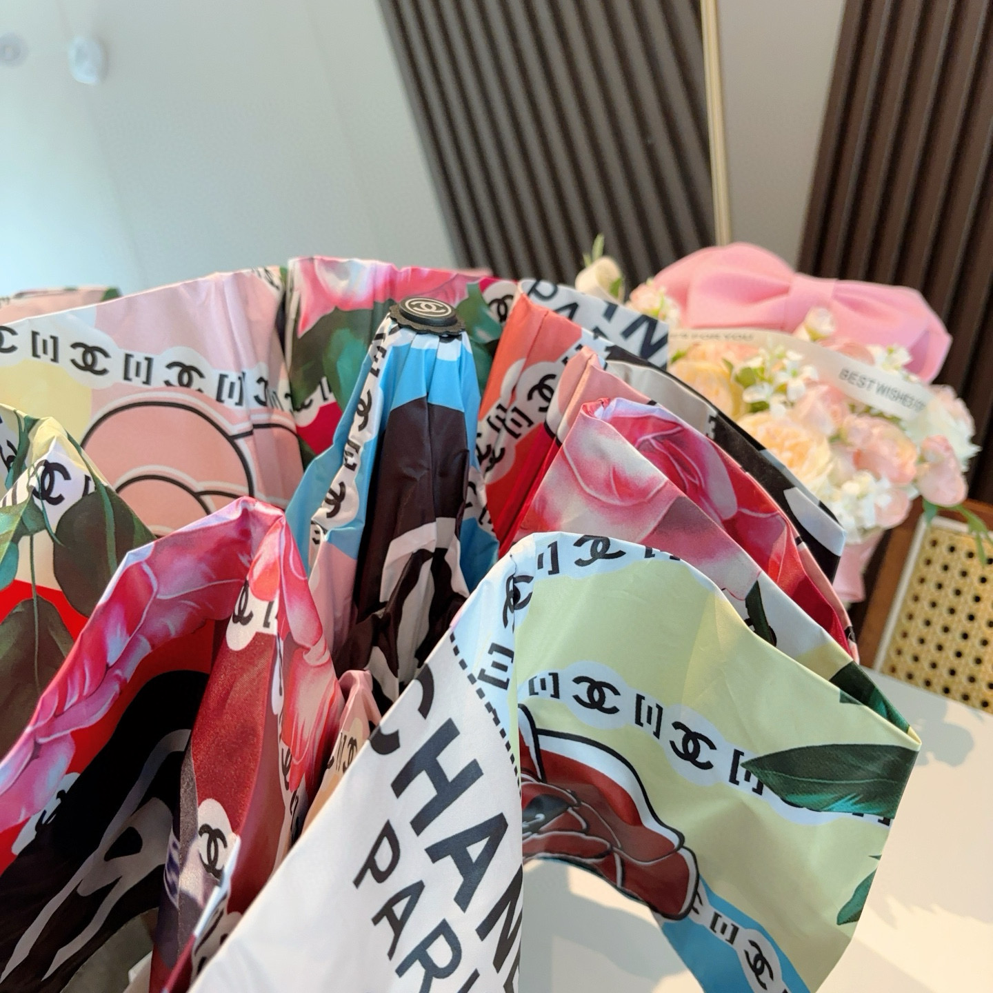  CHANEL香奈儿 三折自动折叠晴雨伞  时尚原单代工品质 细节精致 看得见的品质 打破一成不变 色泽