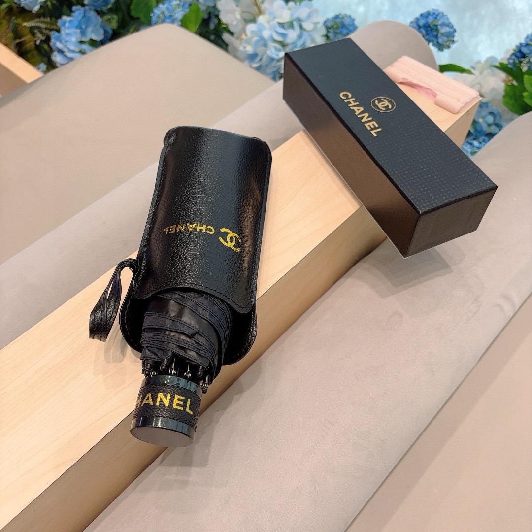  CHANEL（香奈儿）五折手动折叠晴雨伞 选用台湾进口UV防紫外线伞布 原单代工级品质  🌹