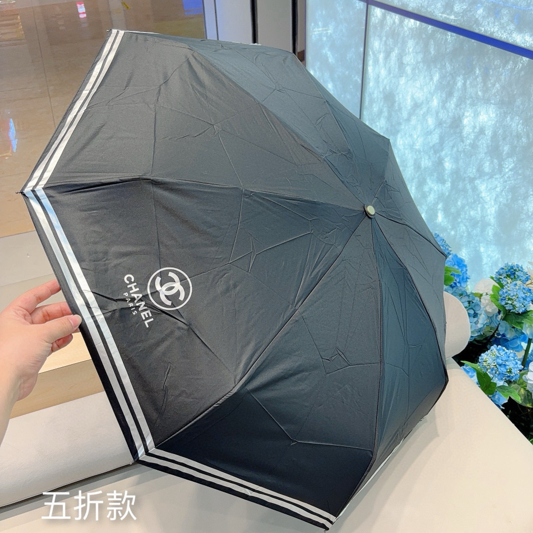  CHANEL（香奈儿）五折手动折叠晴雨伞 选用台湾进口UV防紫外线伞布 原单代工级品质  🌹