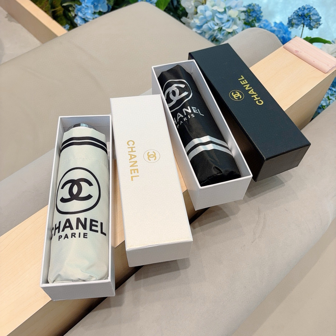  CHANEL（香奈儿）五折手动折叠晴雨伞 选用台湾进口UV防紫外线伞布 原单代工级品质  🌹