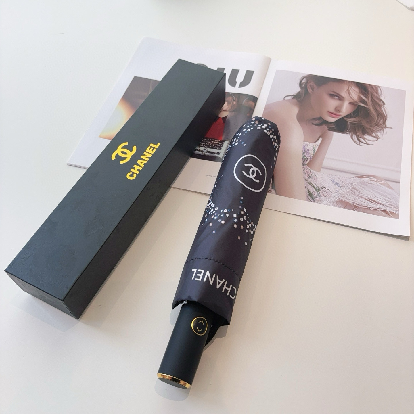  CHANEL（香奈儿）三折自动折叠晴雨伞 选用台湾进口UV防紫外线伞布 原单代工级品质 