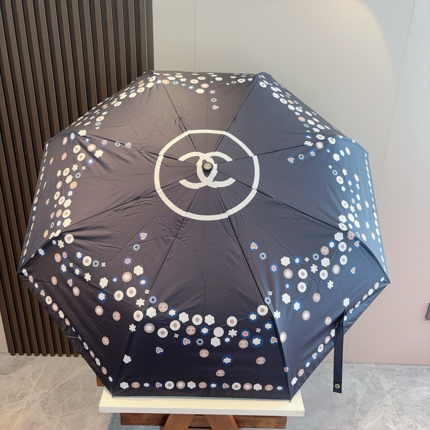  CHANEL（香奈儿）三折自动折叠晴雨伞 选用台湾进口UV防紫外线伞布 原单代工级品质 