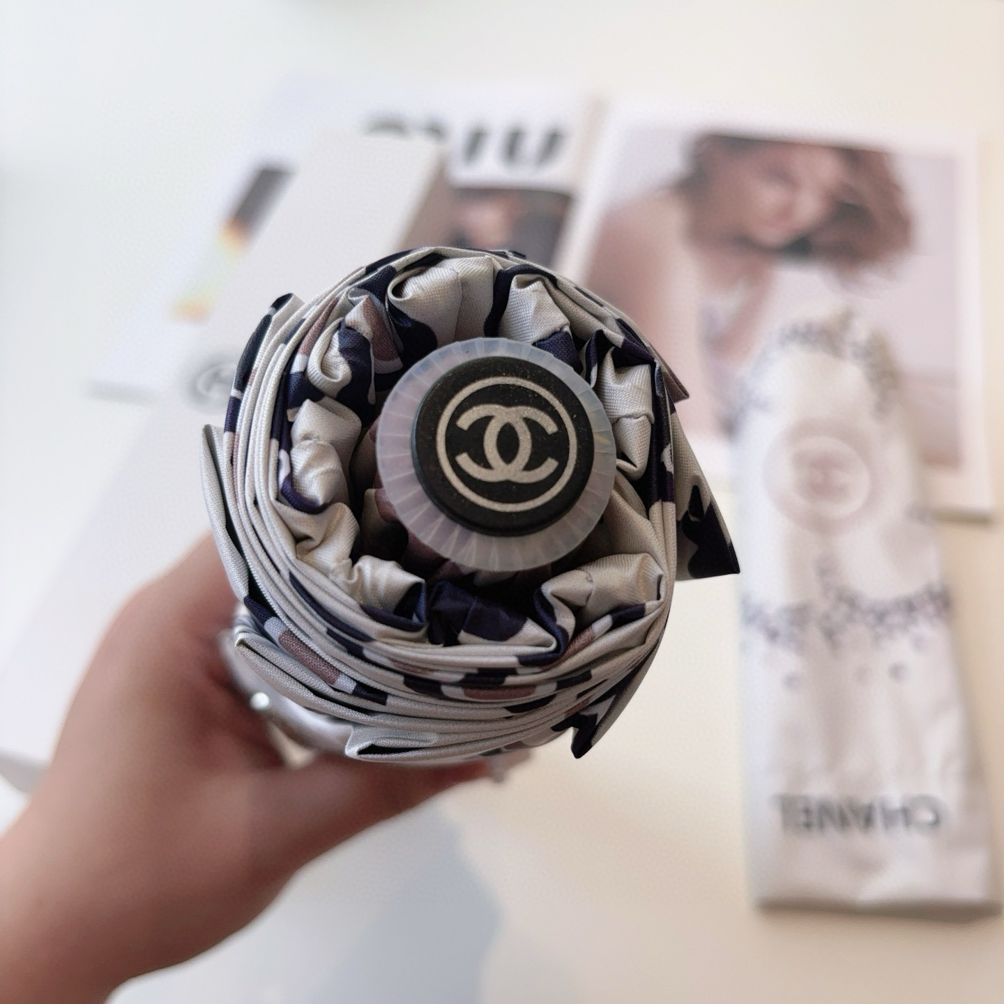  CHANEL（香奈儿）三折自动折叠晴雨伞 选用台湾进口UV防紫外线伞布 原单代工级品质 