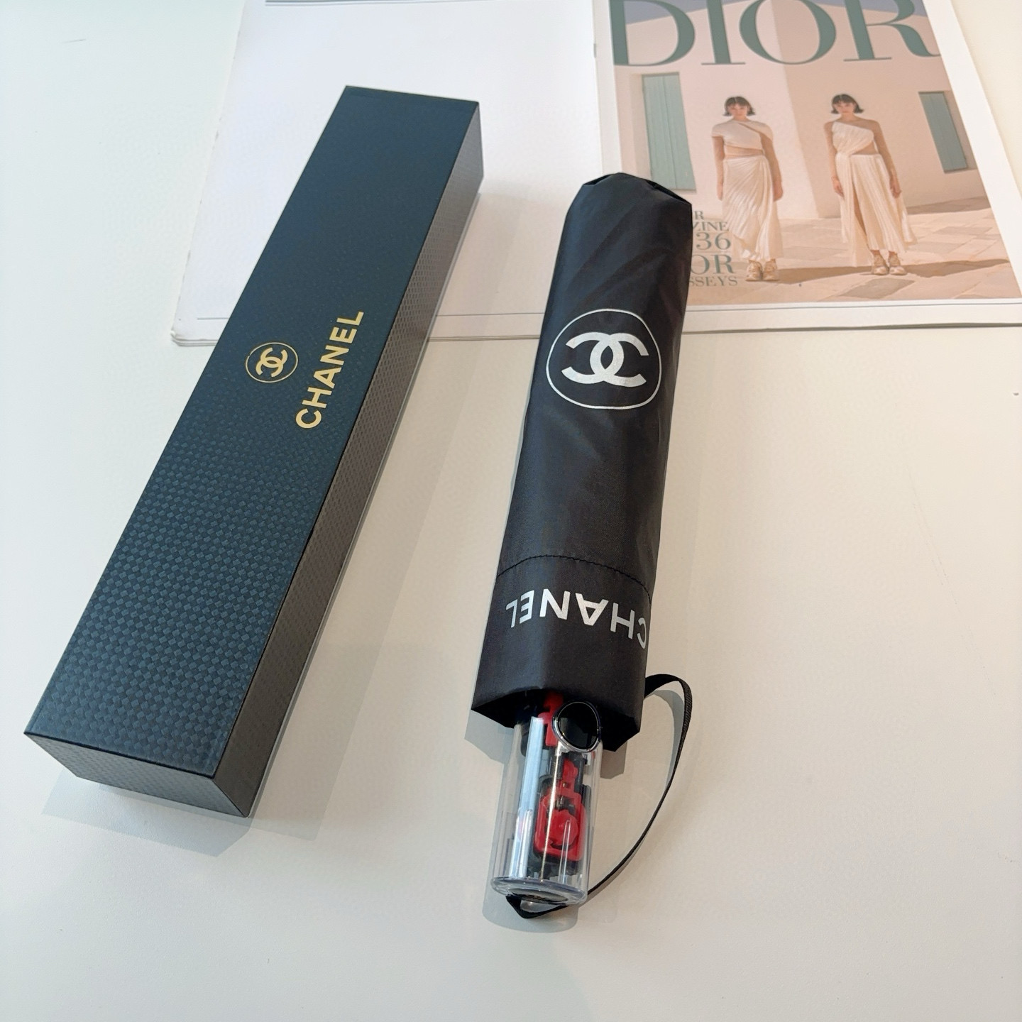  CHANEL（香奈儿）三折自动折叠晴雨伞 选用台湾进口UV防紫外线伞布 原单代工级品质 