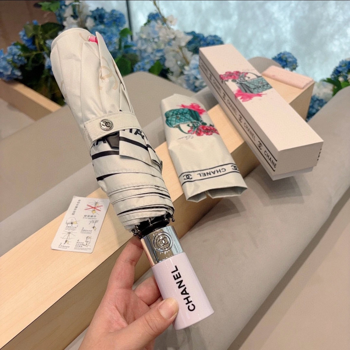  CHANEL（香奈儿）三折自动折叠晴雨伞 选用台湾进口UV防紫外线伞布 原单代工级品质 