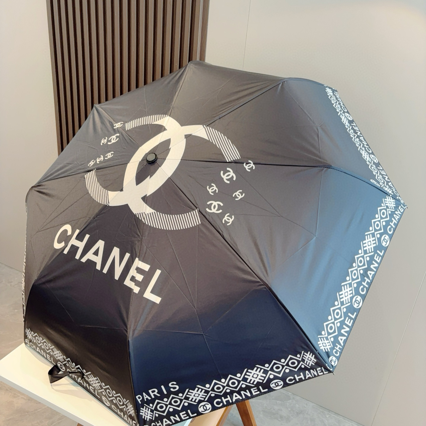  CHANEL（香奈儿）三折自动折叠晴雨伞 选用台湾进口UV防紫外线伞布 原单代工级品质 