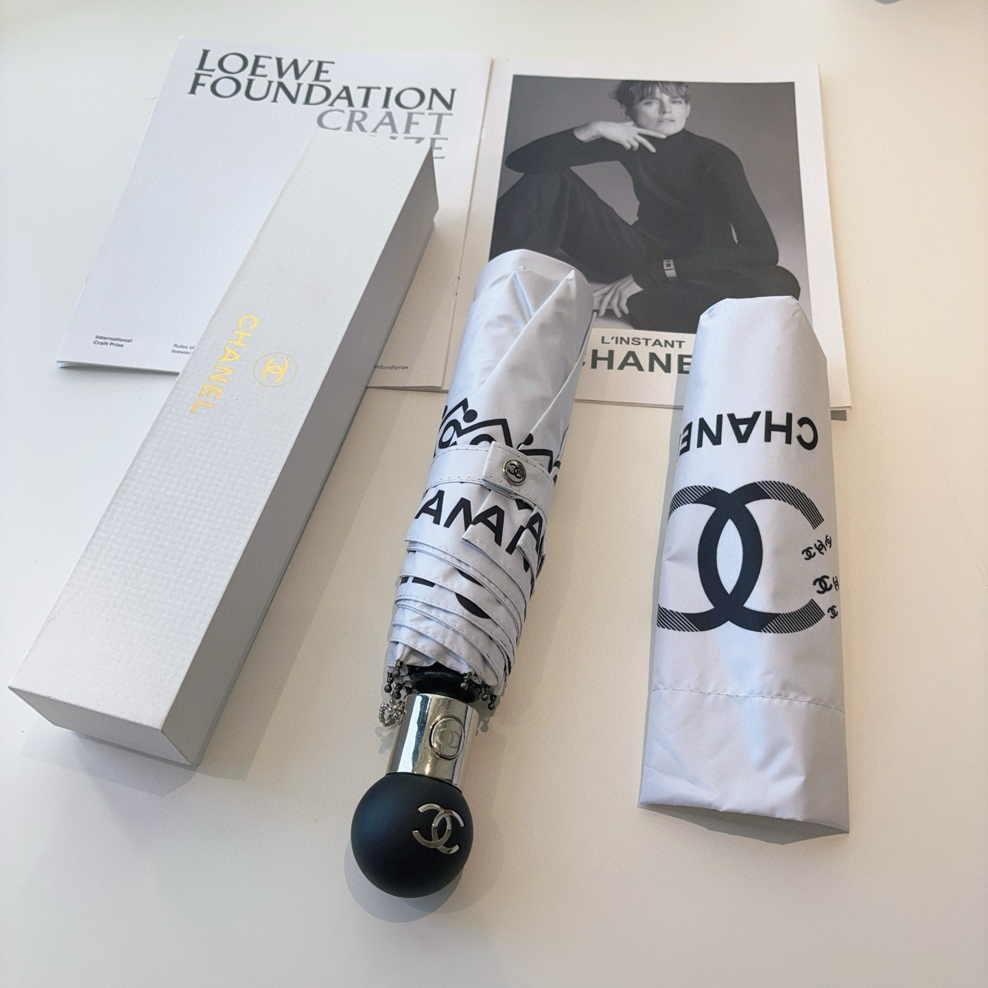  CHANEL（香奈儿）三折自动折叠晴雨伞 选用台湾进口UV防紫外线伞布 原单代工级品质 