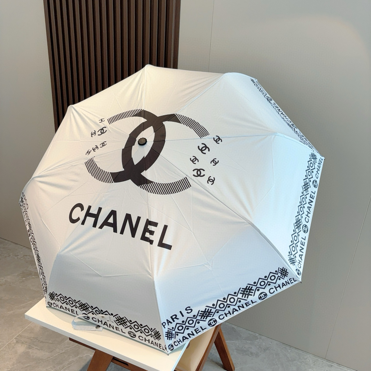  CHANEL（香奈儿）三折自动折叠晴雨伞 选用台湾进口UV防紫外线伞布 原单代工级品质 