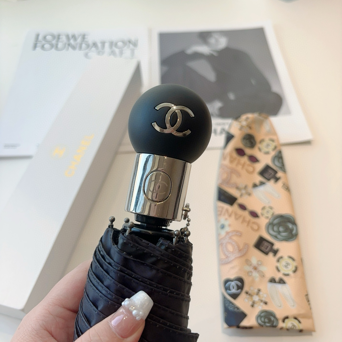  CHANEL（香奈儿）三折自动折叠晴雨伞 选用台湾进口UV防紫外线伞布 原单代工级品质 