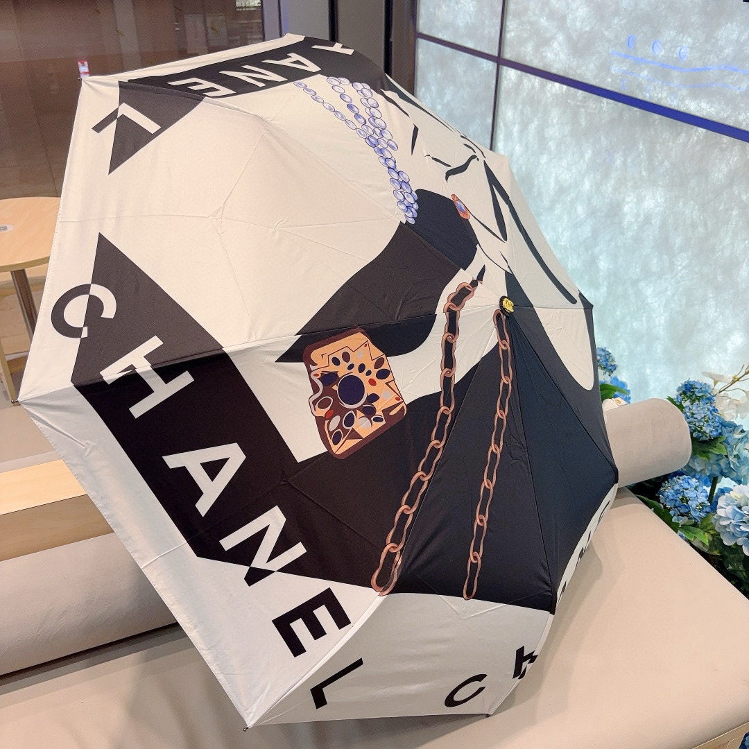  CHANEL（香奈儿）新款 三折自动折叠晴雨伞 做工精细 气质 时尚 炒鸡好看！防紫外线 人手必备 ！