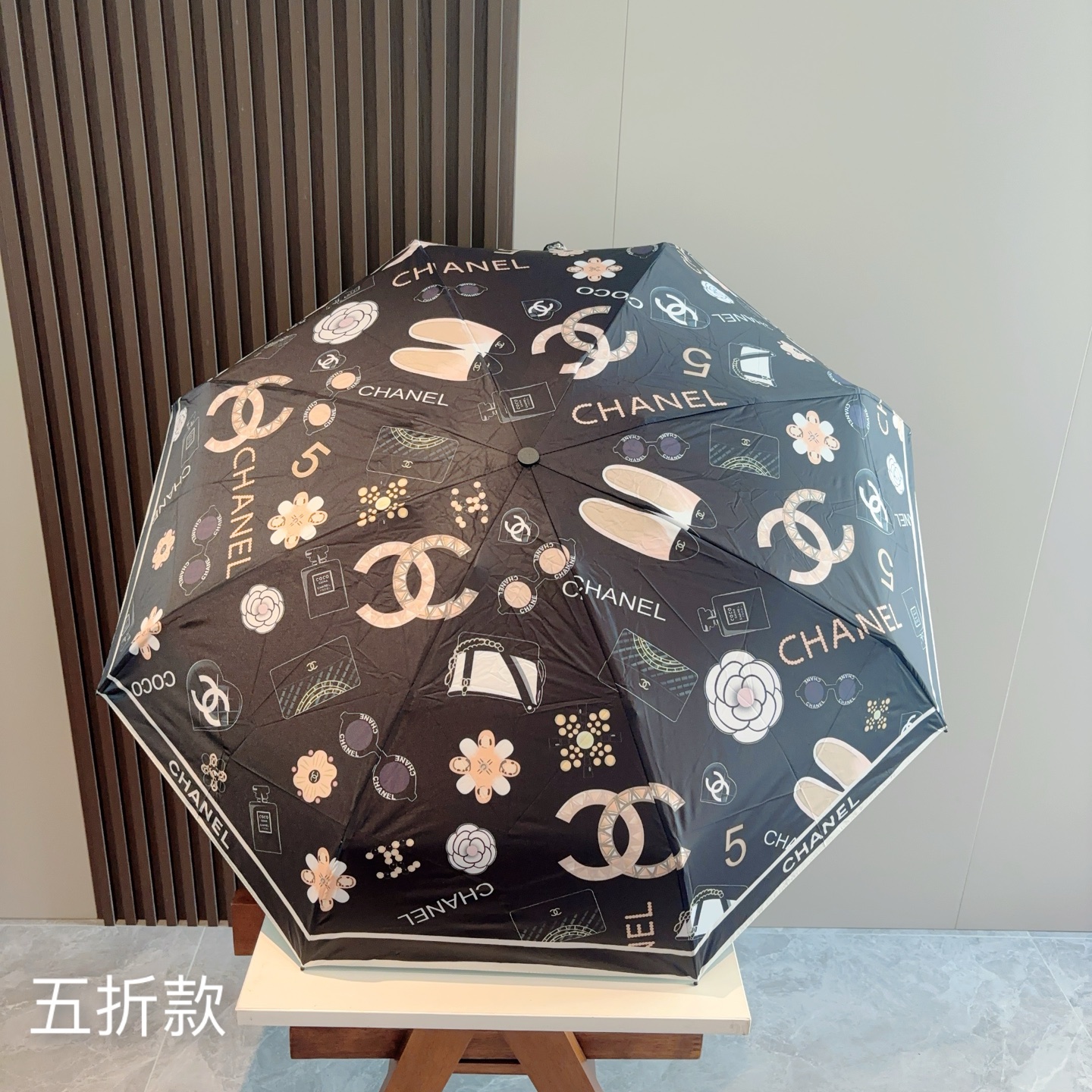  CHANEL（香奈儿）五折手动折叠晴雨伞 选用台湾进口UV防紫外线伞布 原单代工级品质  🌹