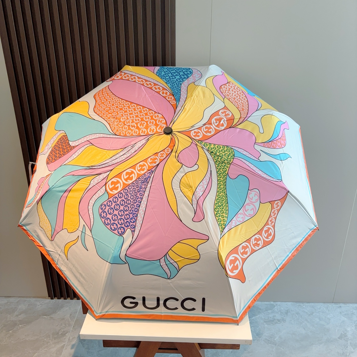  GUCCI（古奇）新款 三折自动折叠晴雨伞 选用台湾进口UV防紫外线伞布 原单代工级品质  🌹