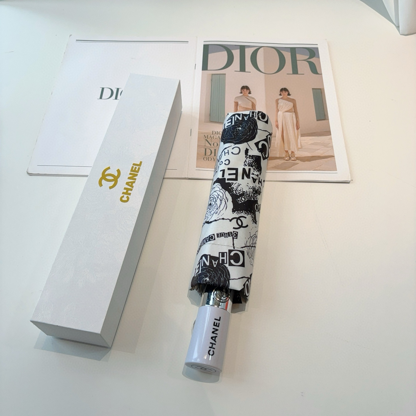  CHANEL（香奈儿）三折自动折叠晴雨伞 选用台湾进口UV防紫外线伞布 原单代工级品质 