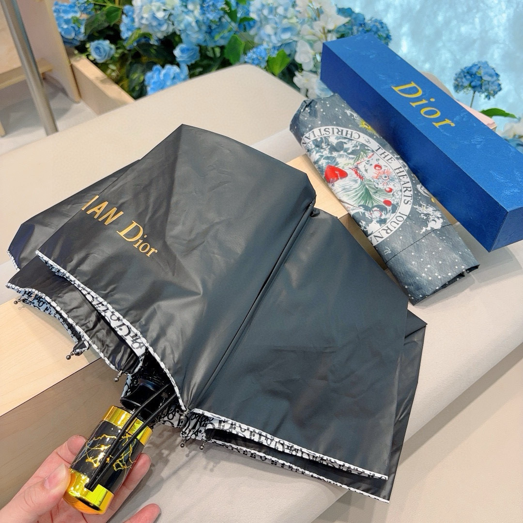  DIOR（迪奥）三折自动折叠晴雨伞  时尚原单代工品质 细节精致 看得见的品质 打破一成不变 色泽纯正