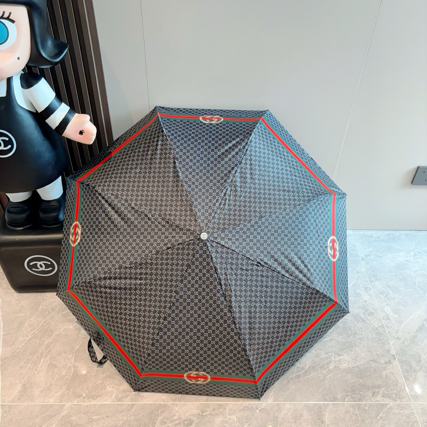  GUCCI（古奇） 三折自动折叠晴雨伞  晴天遮阳 雨天遮雨 原单代工品质 带防紫外线涂层 长度30c