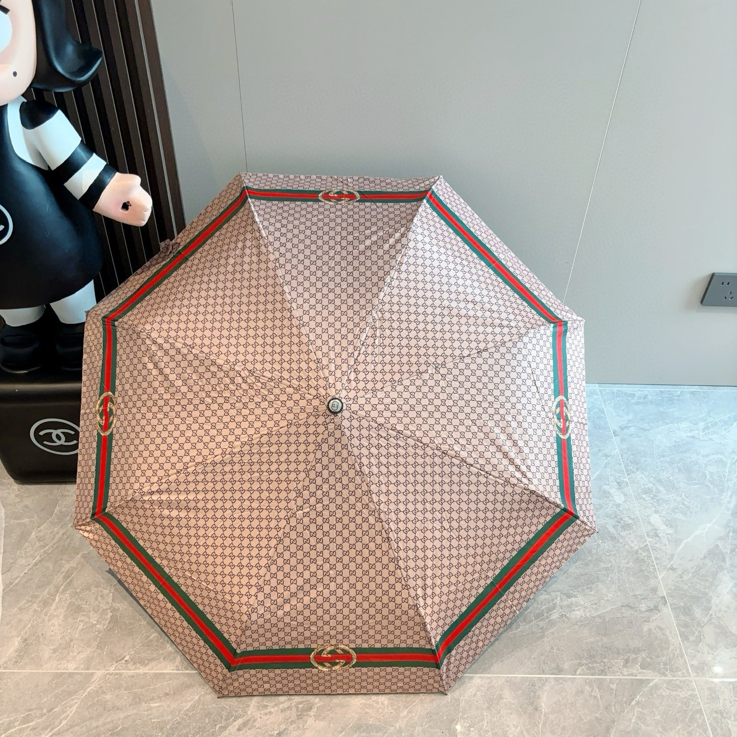  GUCCI（古奇） 三折自动折叠晴雨伞  晴天遮阳 雨天遮雨 原单代工品质 带防紫外线涂层 长度30c