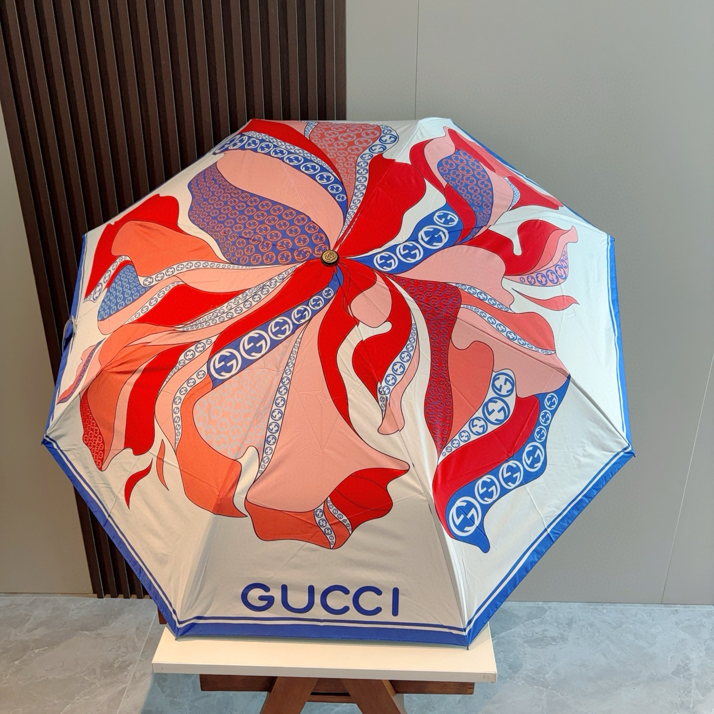 GUCCI（古奇）新款  三折自动折叠晴雨伞 选用台湾进口UV防紫外线伞布 原单代工级品质  🌹