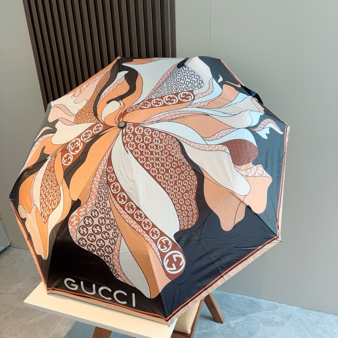 GUCCI（古奇）新款  三折自动折叠晴雨伞 选用台湾进口UV防紫外线伞布 原单代工级品质  🌹