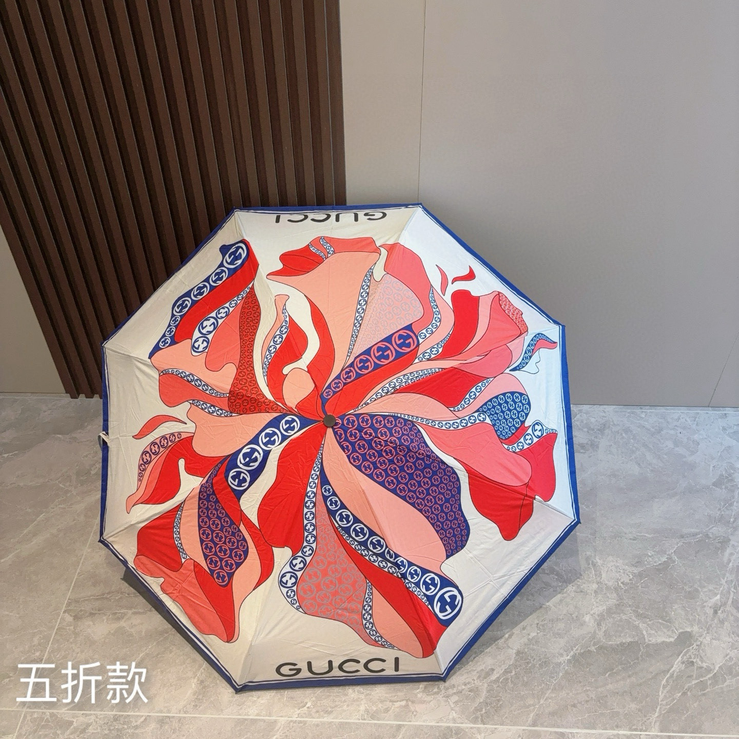 GUCCI（古奇）新款  五折手开折叠晴雨伞 选用台湾进口UV防紫外线伞布 原单代工级品质  🌹