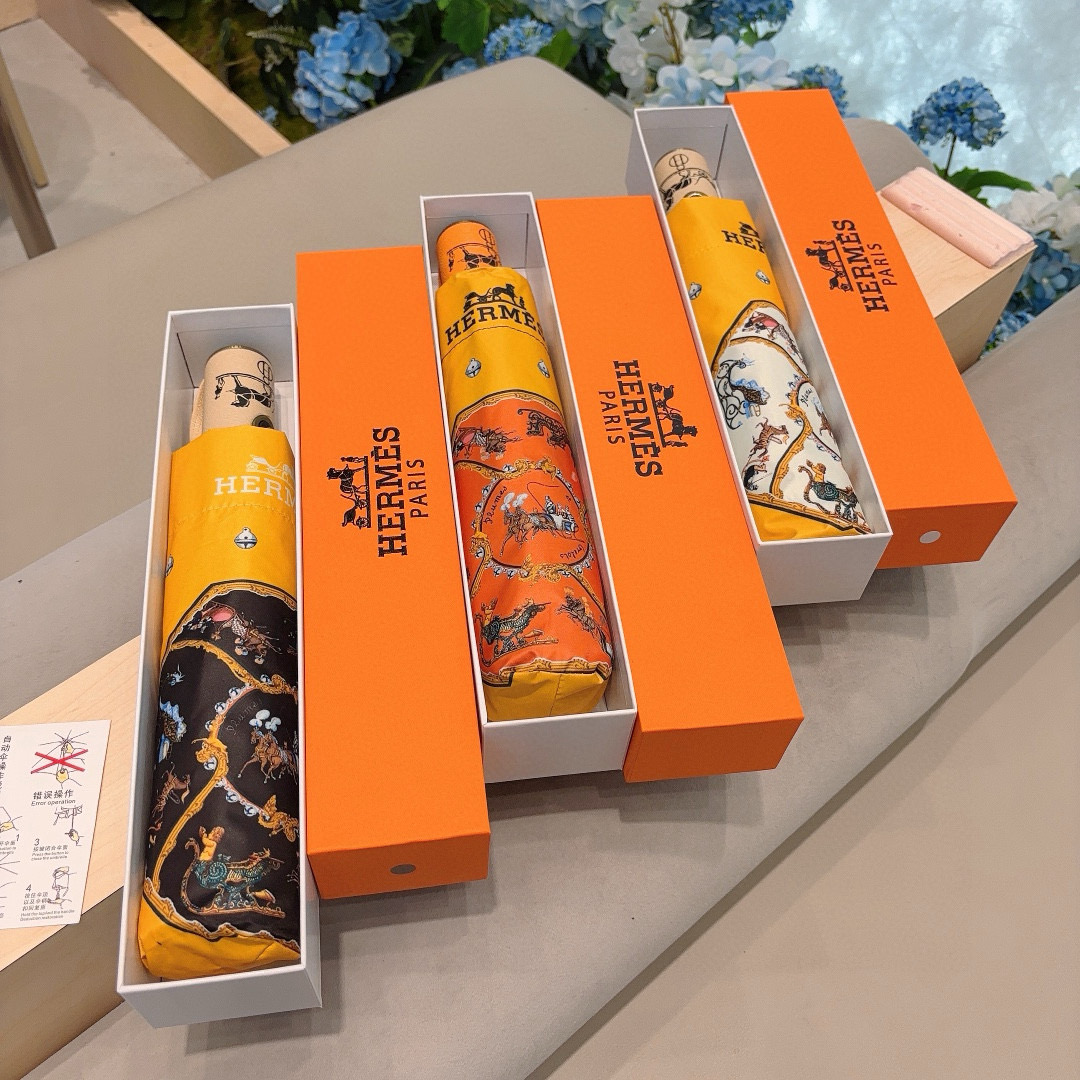     爱马仕（Hermès）   极品H家三折自动伞重磅呈现 以其精湛的工艺技术和源源不断的想像力 新