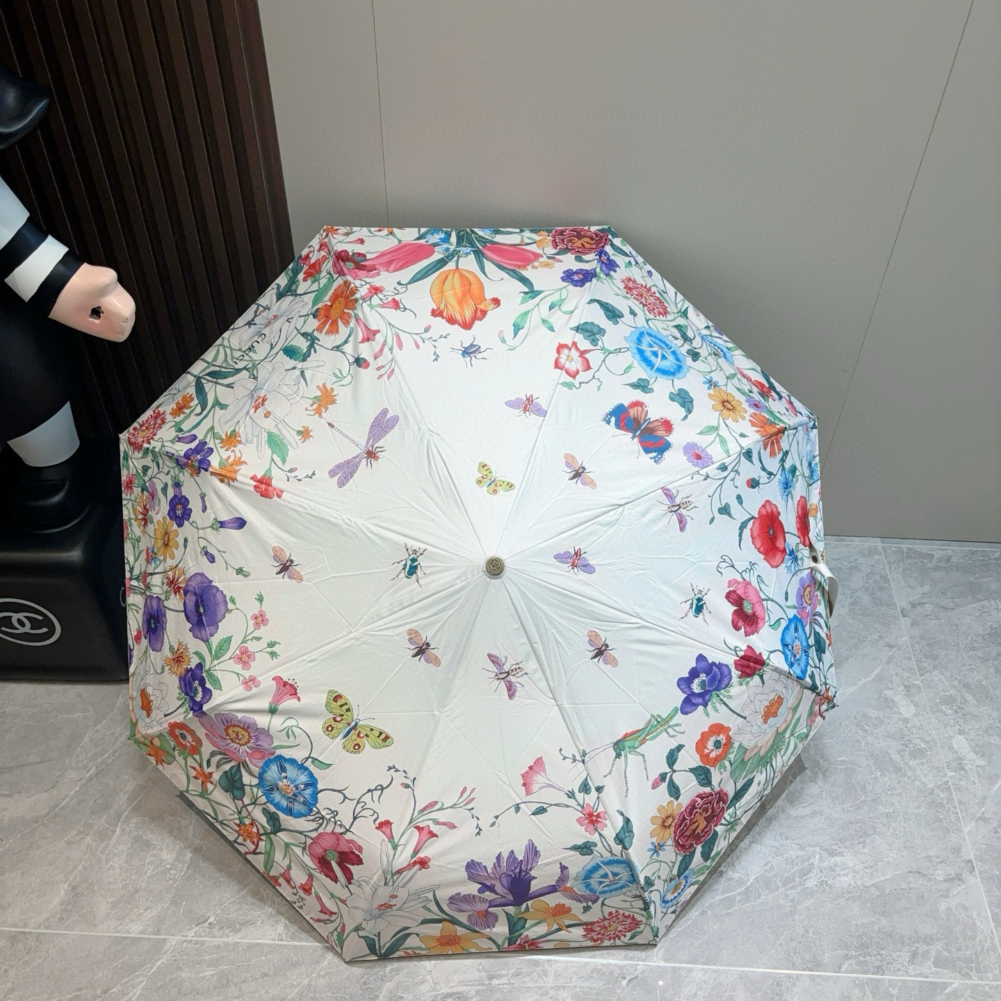  GUCCI古奇 三折自动折叠晴雨伞  时尚原单代工品质 细节精致 看得见的品质 打破一成不变 色泽纯正
