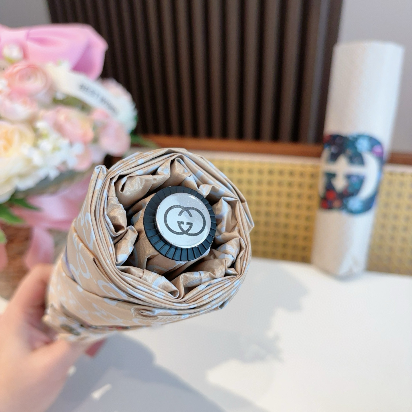  GUCCI古奇 三折自动折叠晴雨伞  时尚原单代工品质 细节精致 看得见的品质 打破一成不变 色泽纯正