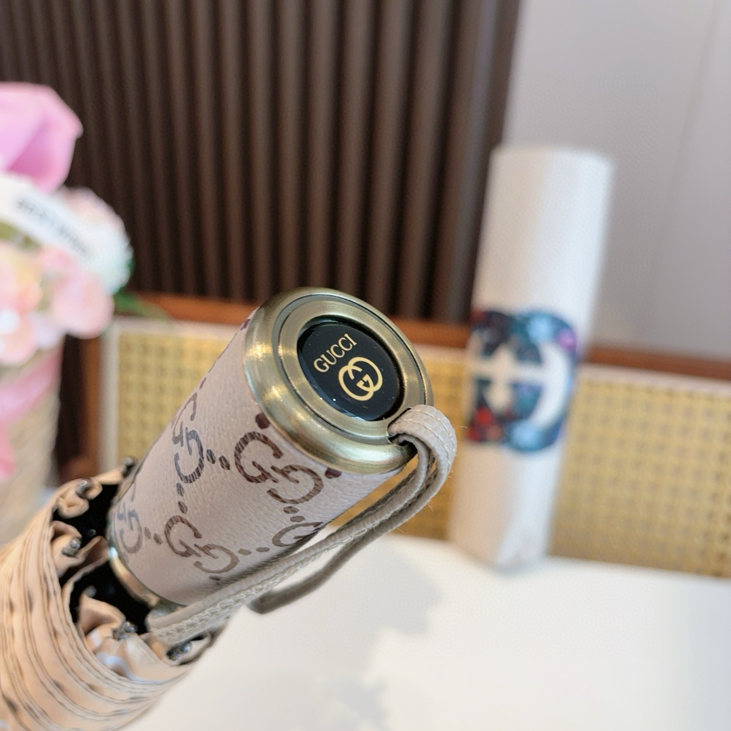  GUCCI古奇 三折自动折叠晴雨伞  时尚原单代工品质 细节精致 看得见的品质 打破一成不变 色泽纯正
