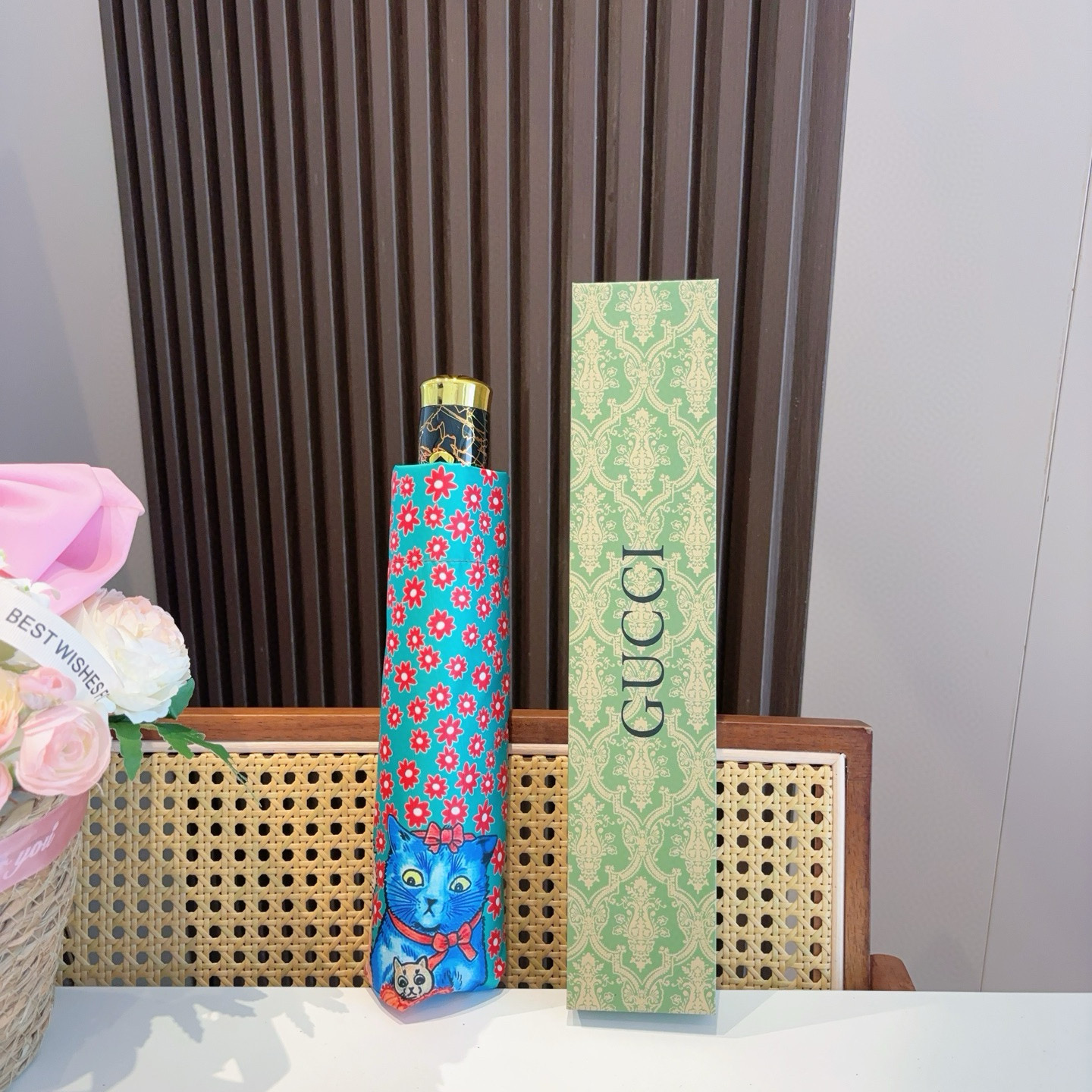  GUCCI古奇 三折自动折叠晴雨伞  时尚原单代工品质 细节精致 看得见的品质 打破一成不变 色泽纯正