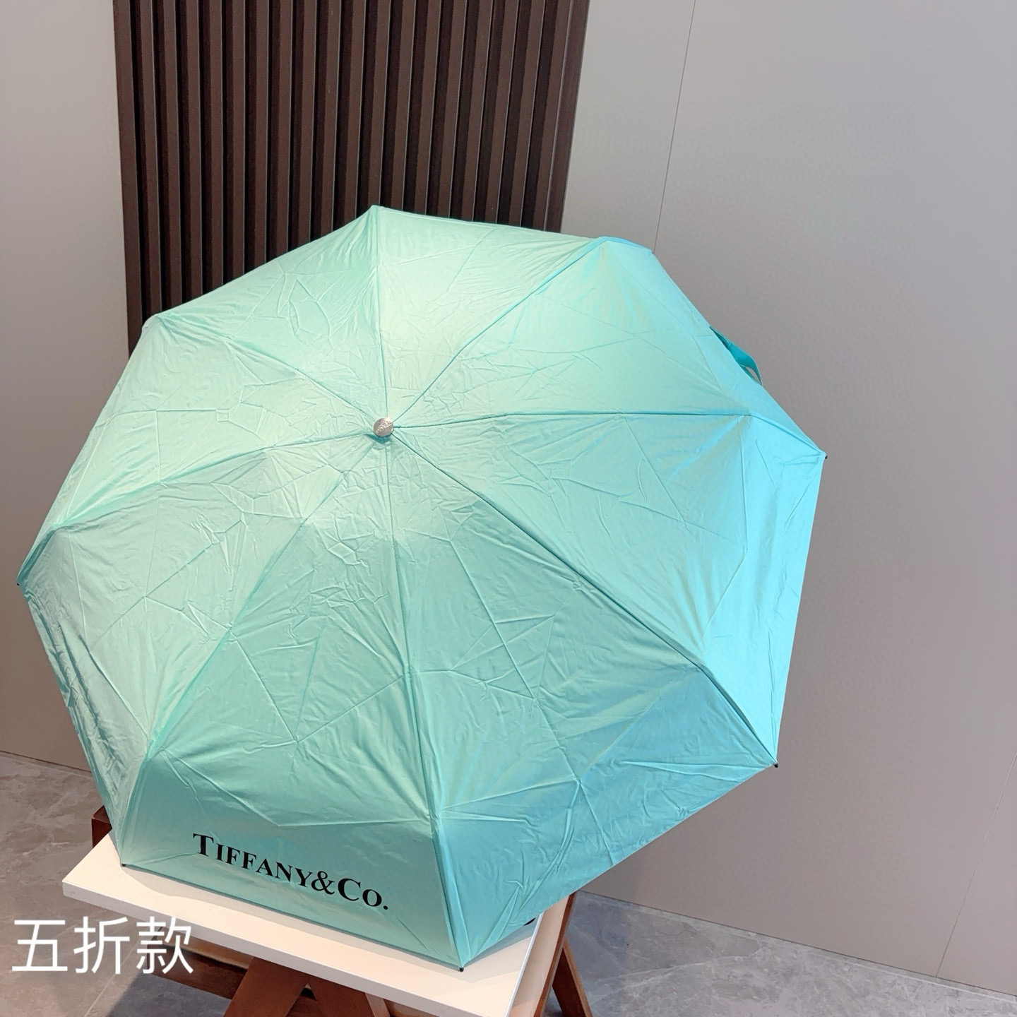  Tiffany蒂芙尼  五折手开折叠晴雨伞 新款火爆来袭 夏日里的小清新 高效阻隔紫外线涂层 有伞随行