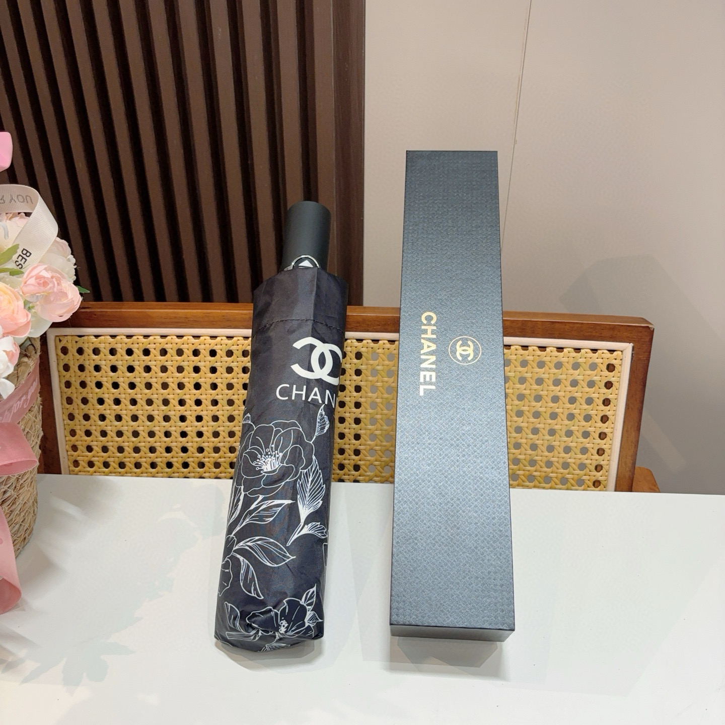  CHANEL（香奈儿）三折自动折叠晴雨伞 选用台湾进口UV防紫外线伞布 原单代工级品质 