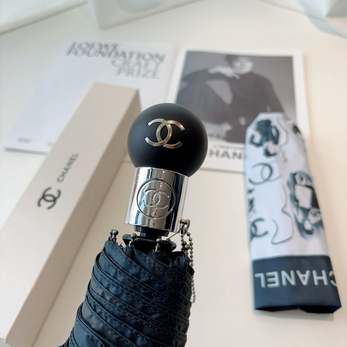 CHANEL（香奈儿）三折自动折叠晴雨伞 选用台湾进口UV防紫外线伞布 原单代工级品质 