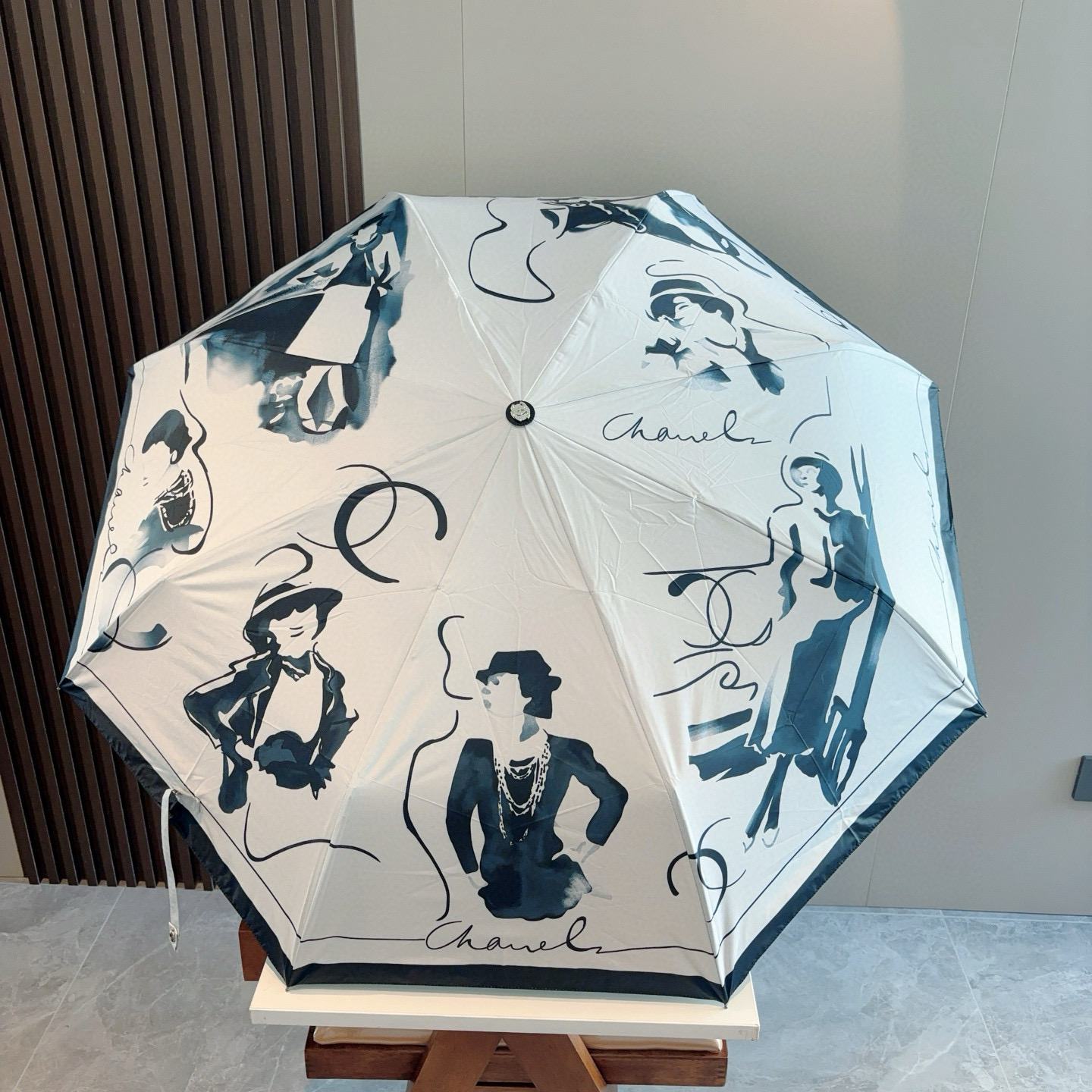  CHANEL（香奈儿）三折自动折叠晴雨伞 选用台湾进口UV防紫外线伞布 原单代工级品质 