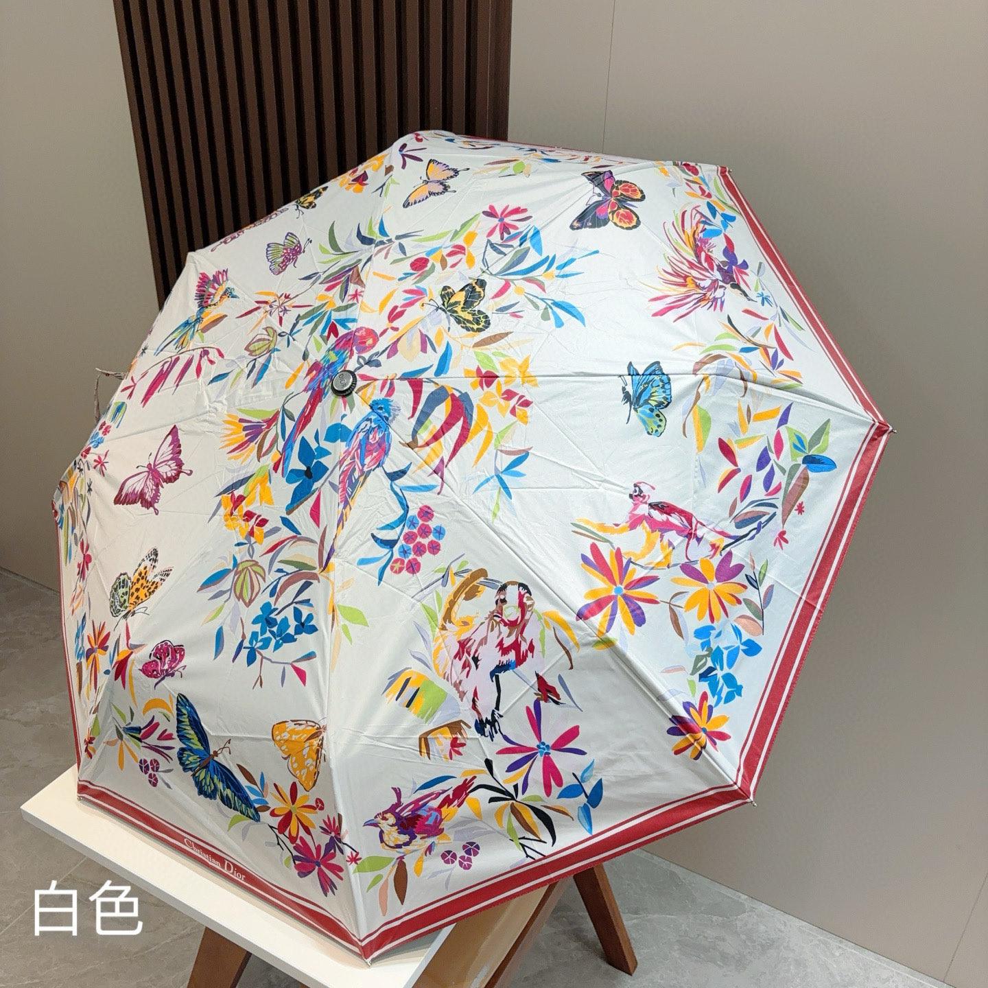  DIOR（迪奥）三折自动折叠晴雨伞  时尚原单代工品质 细节精致 看得见的品质 打破一成不变 色泽纯正