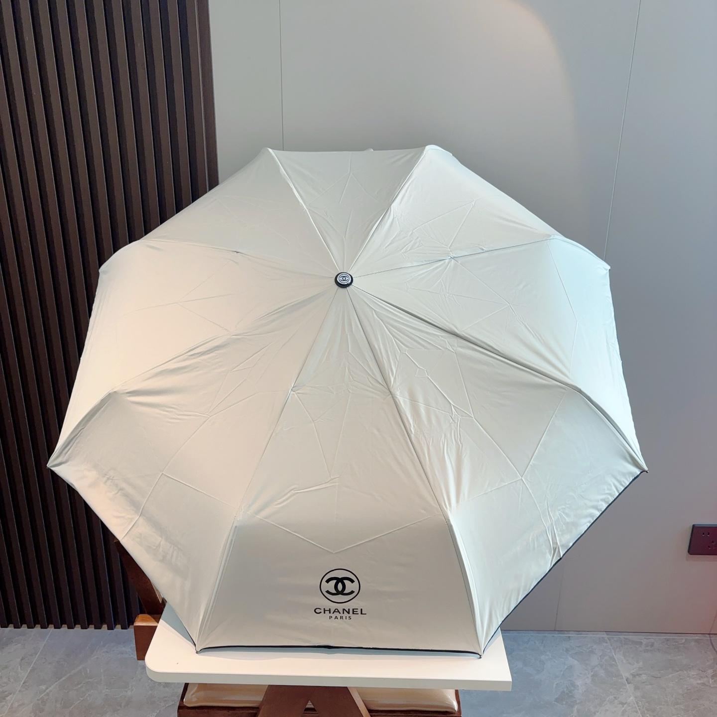 CHANEL（香奈儿）三折自动折叠晴雨伞 选用台湾进口UV防紫外线伞布 原单代工级品质
