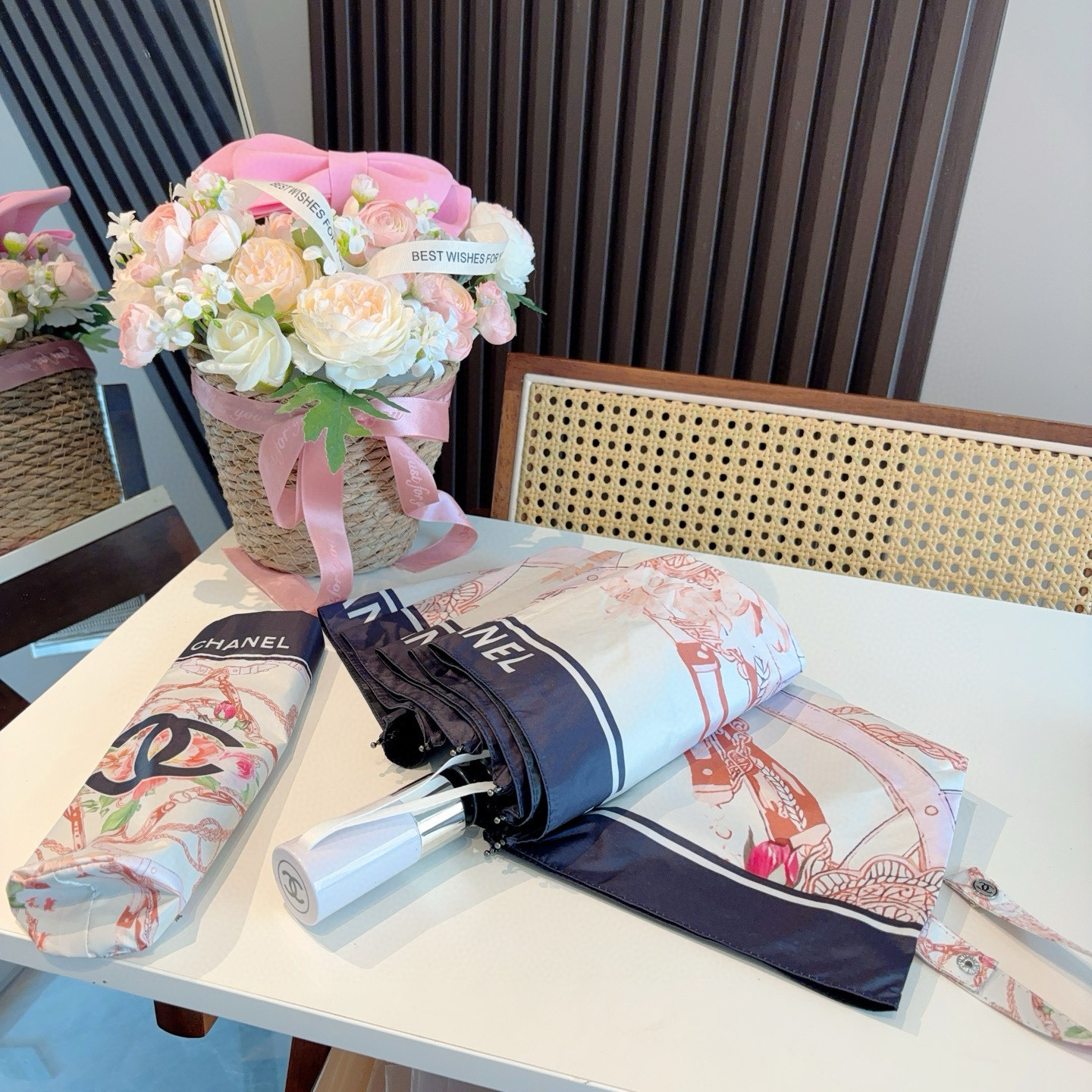  CHANEL（香奈儿）三折自动折叠晴雨伞 选用台湾进口UV防紫外线伞布 原单代工级品质 