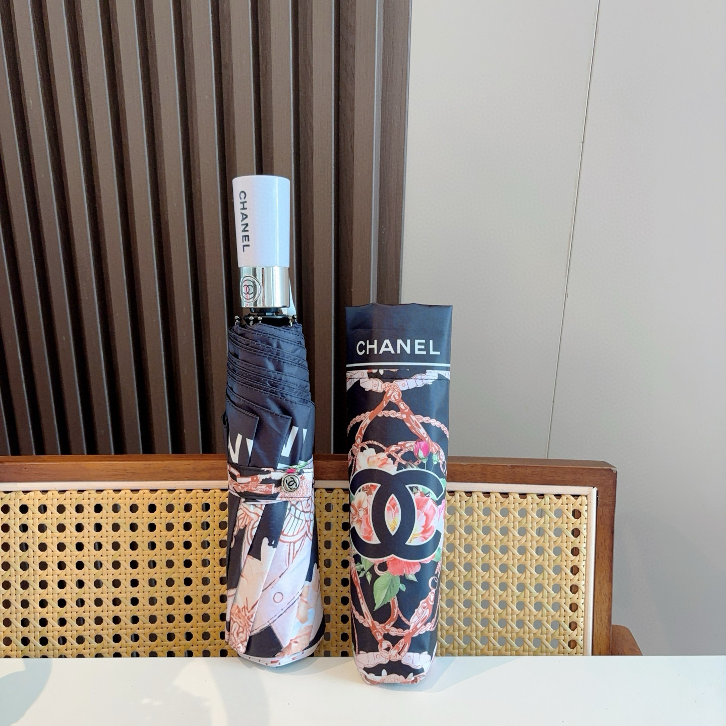  CHANEL（香奈儿）三折自动折叠晴雨伞 选用台湾进口UV防紫外线伞布 原单代工级品质 