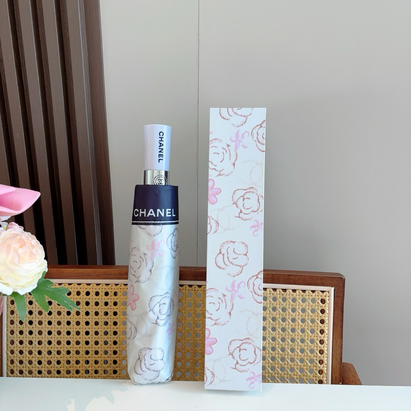  CHANEL（香奈儿）三折自动折叠晴雨伞 选用台湾进口UV防紫外线伞布 原单代工级品质 