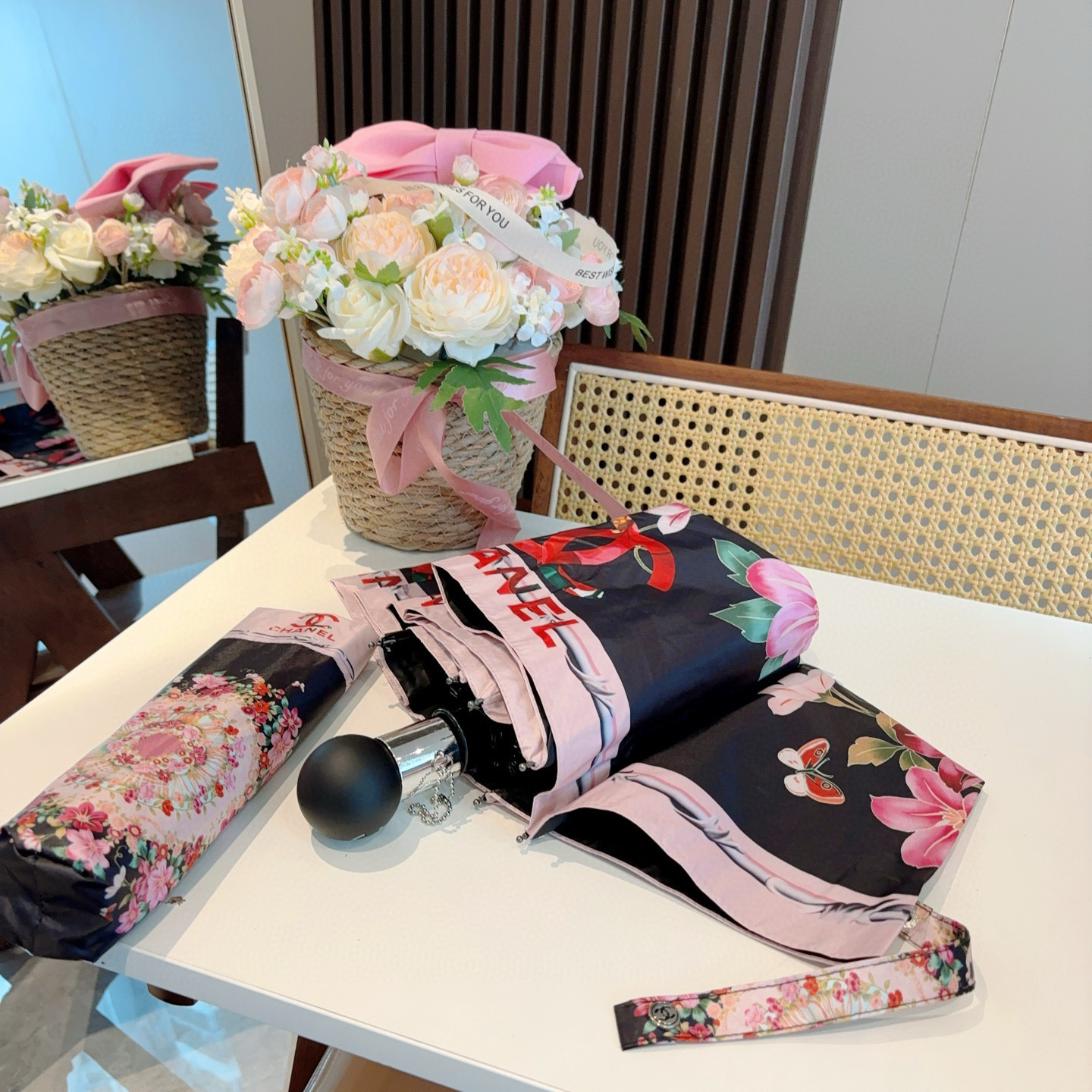  CHANEL（香奈儿）三折自动折叠晴雨伞 选用台湾进口UV防紫外线伞布 原单代工级品质 