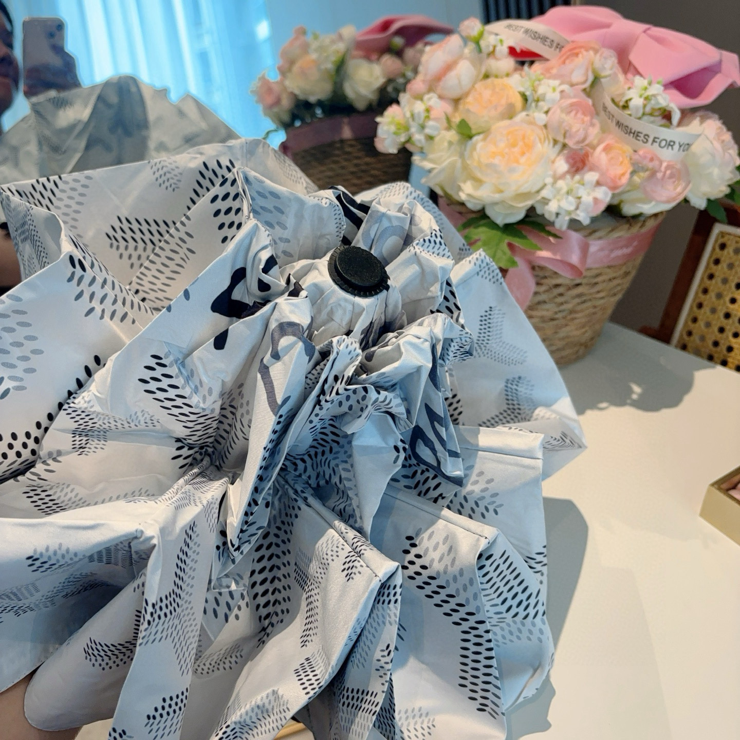 Goyard戈雅 2025新款 五折手开口袋伞 热卖款 时尚指数爆表 不论晴天雨天使用都相得益彰 拥有它