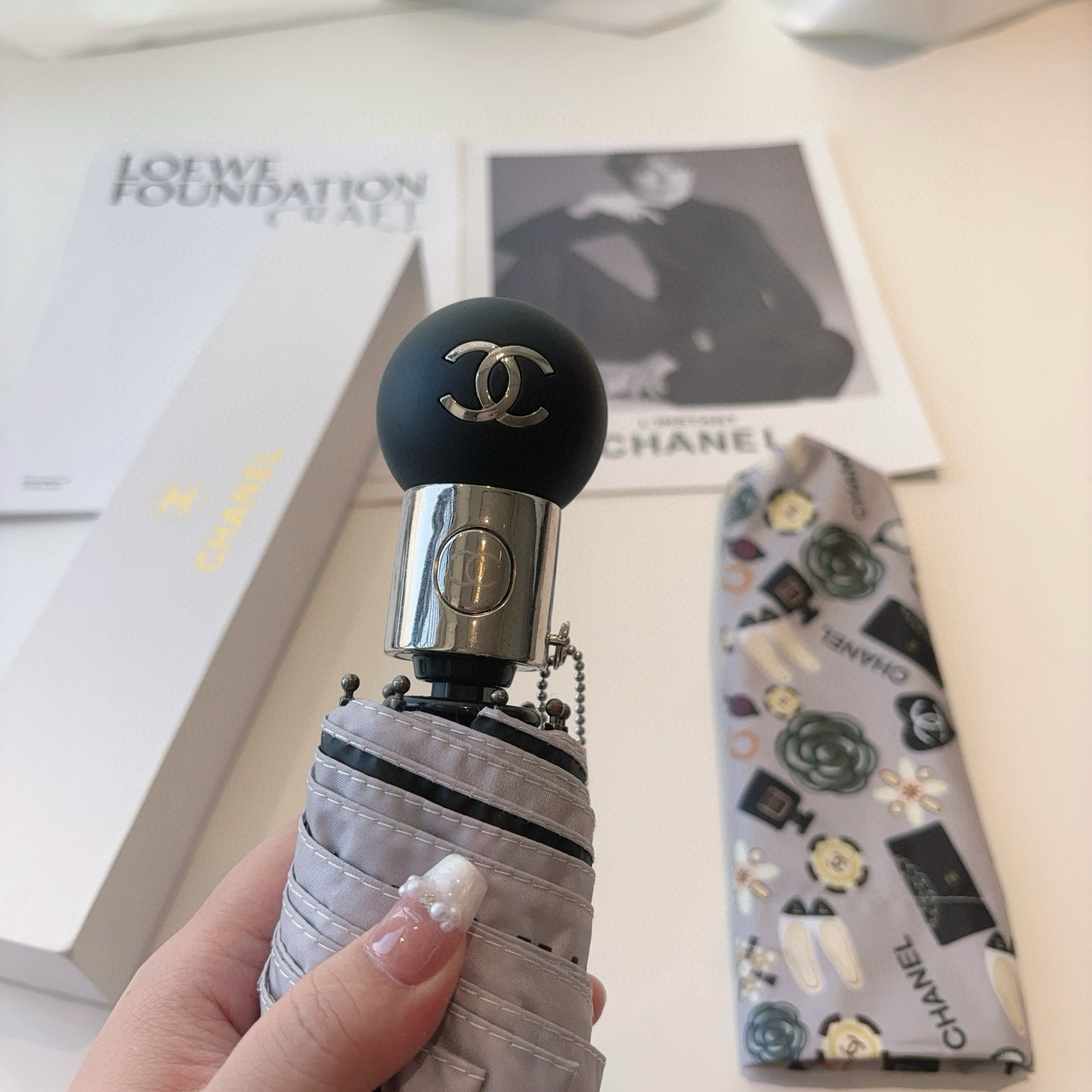  CHANEL（香奈儿）三折自动折叠晴雨伞 选用台湾进口UV防紫外线伞布 原单代工级品质  🌹