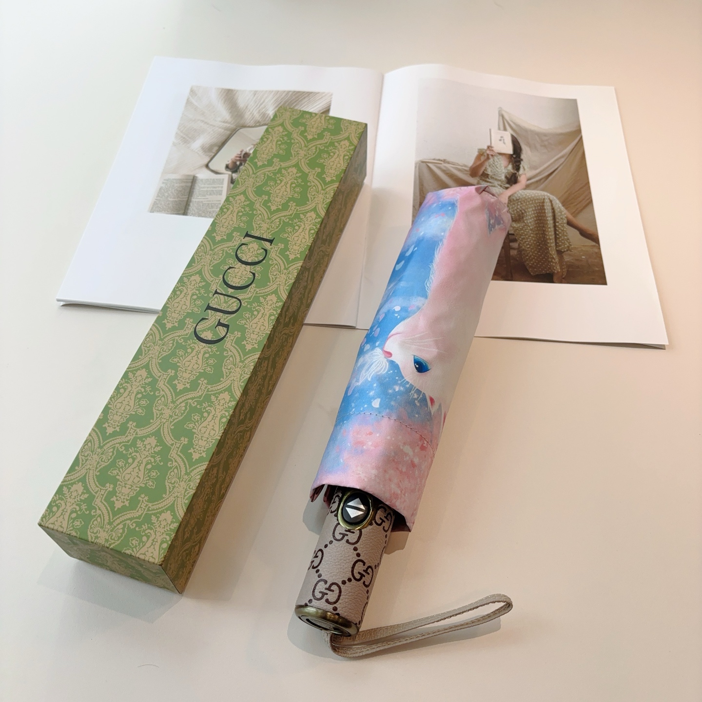  GUCCI（古奇）新款 三折自动折叠晴雨伞 选用台湾进口UV防紫外线伞布 原单代工级品质  🌹