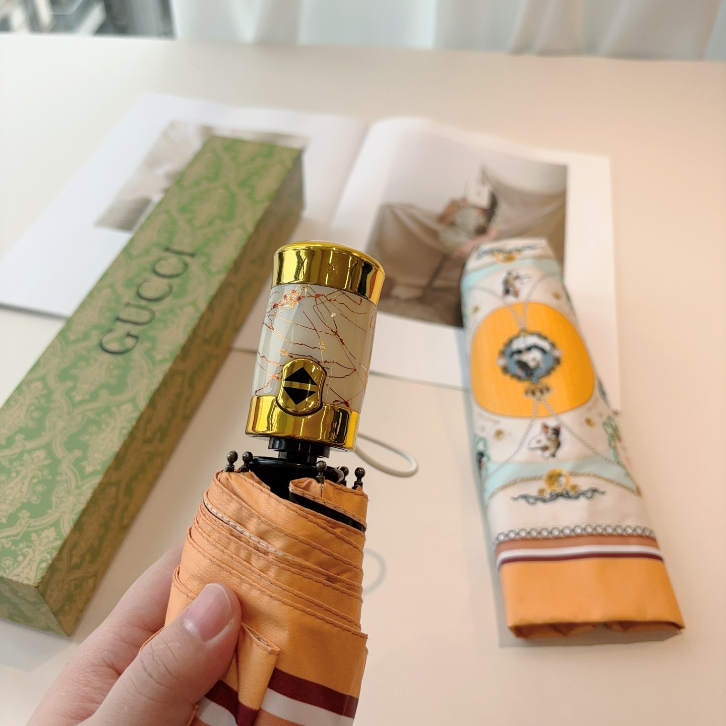  GUCCI（古奇）新款 三折自动折叠晴雨伞 选用台湾进口UV防紫外线伞布 原单代工级品质  🌹