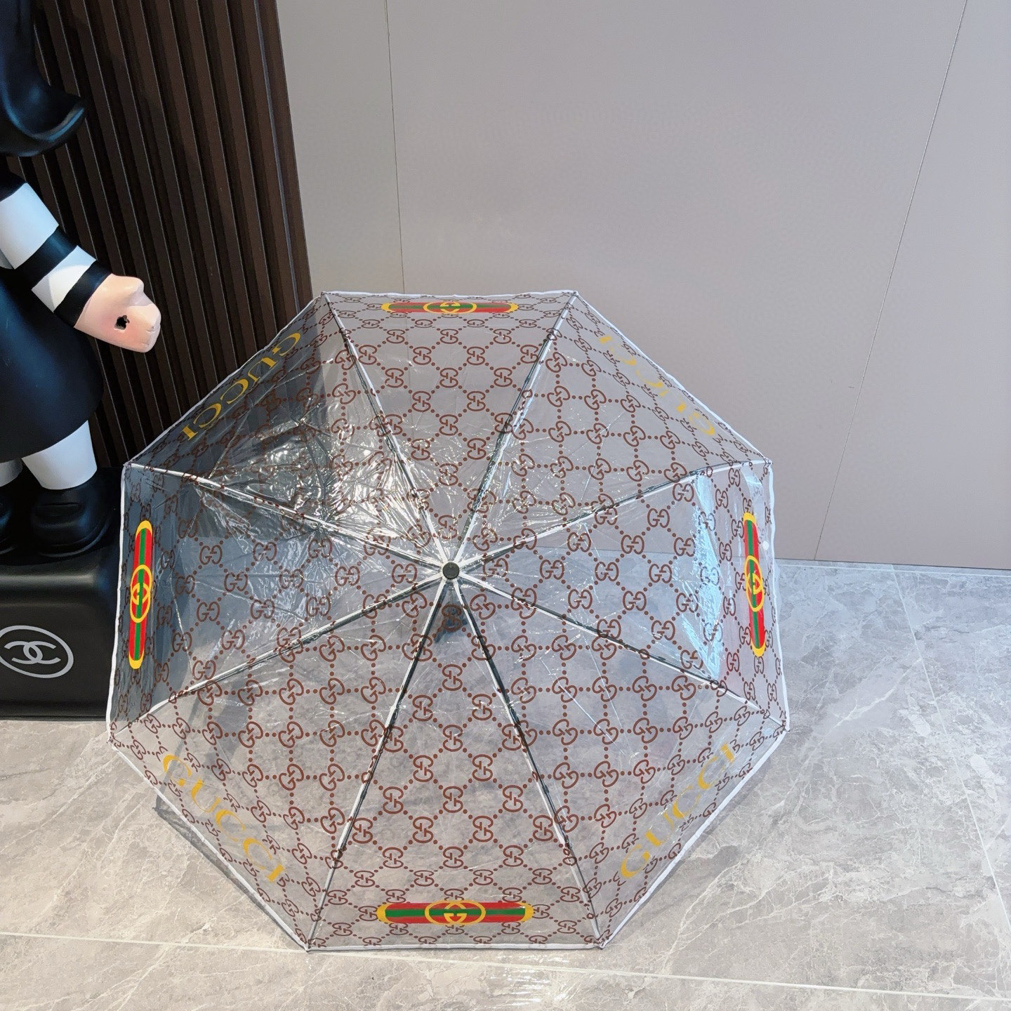  GUCCI古奇 经典款 透明 三折自动折叠晴雨伞 做工精细 气质 时尚 炒鸡好看！人手必备 ！
