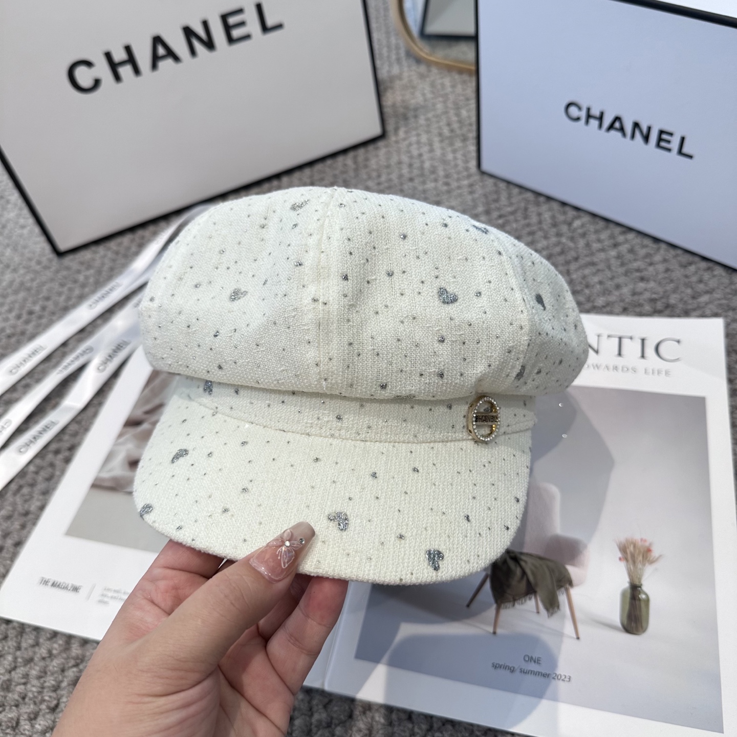  CHANEL 香奈儿 新款八角帽 ，高版本原单品质 简约经典logo，质感超级赞👍，精致大牌范，女神必