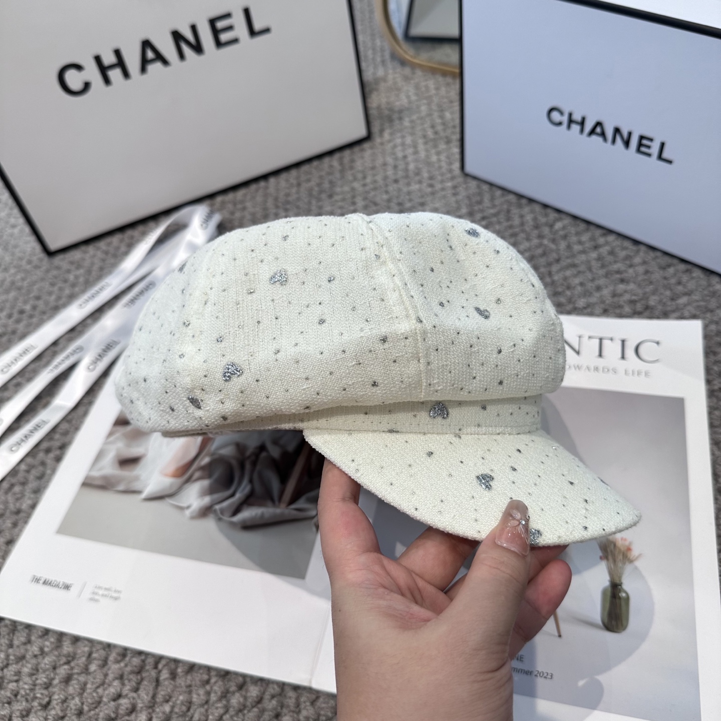  CHANEL 香奈儿 新款八角帽 ，高版本原单品质 简约经典logo，质感超级赞👍，精致大牌范，女神必